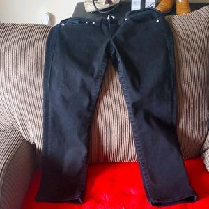 🧞‍♀️True Religion Capris🧞‍♀️